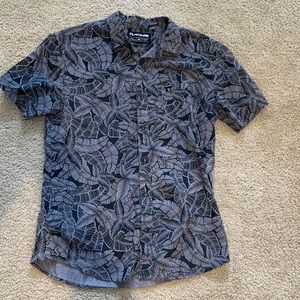 Dakine floral button-up